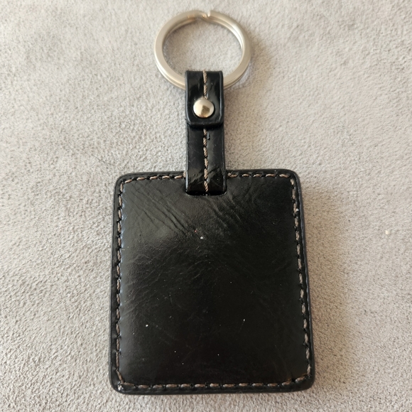 Tignanello keyring women's black square leather chunky metal logo keychain gift - Picture 5 of 5
